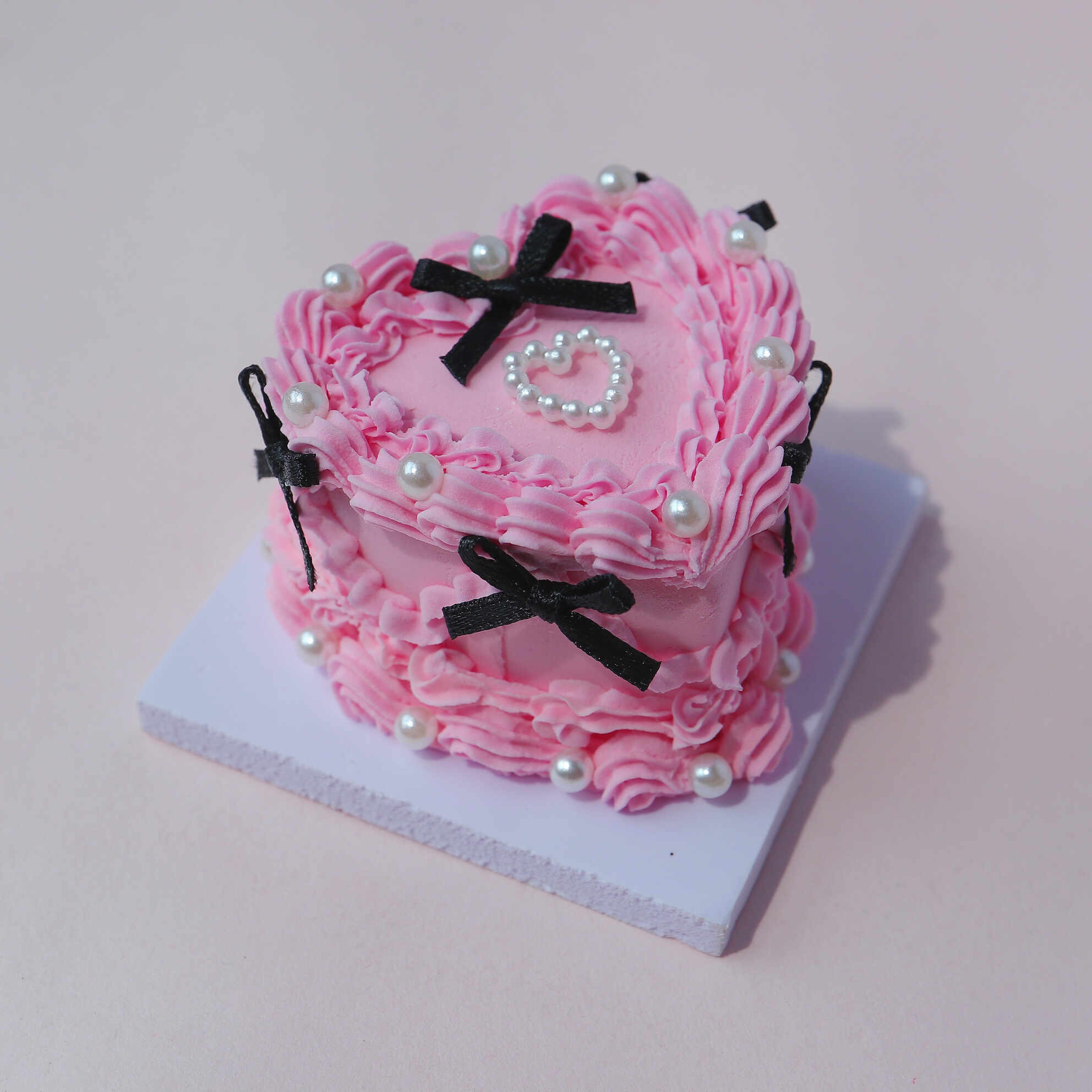 Love in Bloom: Mini Clay Cake Set with Pink Icing and Heart Pearls Love in Bloom: Mini Clay Cake Set with Pink Icing and Heart Pearls - Image 3