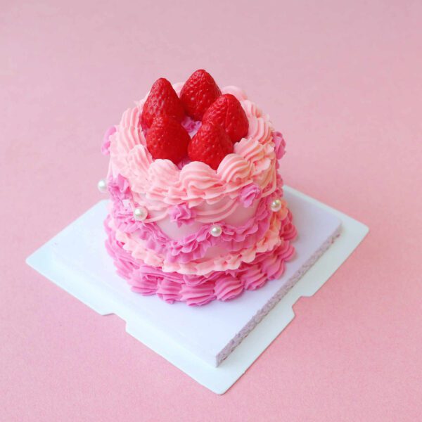 Sweet Pink Mini Cake Crafting Set: Ideal for Gift-Giving with Elegant Touches