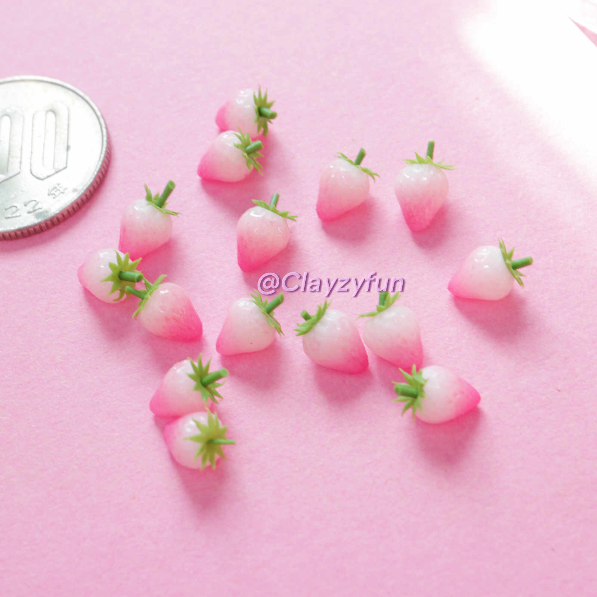 Miniature Pastel Strawberries: A Box of Sweet Clay Creations(15 packs) Miniature Pastel Strawberries: A Box of Sweet Clay Creations(15 packs)
