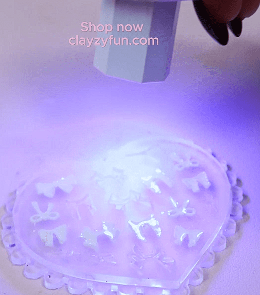 Craft Stunning Miniature Bows with Clayzy Fun Silicone Molds: A Step-by-Step Guide Craft Stunning Miniature Bows with Clayzy Fun Silicone Molds: A Step-by-Step Guide