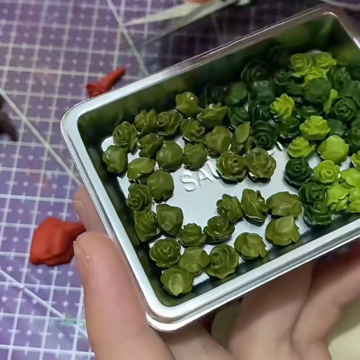 how-to-use-silicone-clay-flower-molds-step-by-step-guide-to-crafting