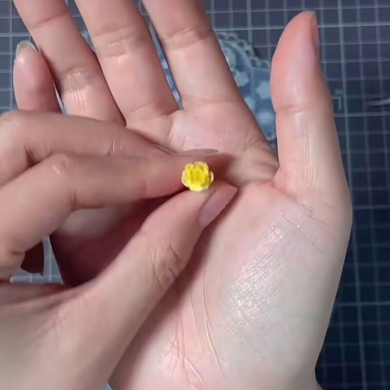 How to Use Silicone Clay Flower Molds: Step-by-Step Guide to Crafting Stunning Flowers How to Use Silicone Clay Flower Molds: Step-by-Step Guide to Crafting Stunning Flowers